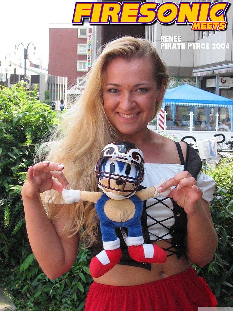 Firesonic meets Fans, Players, Cheerleaders of NFL Europe 2004