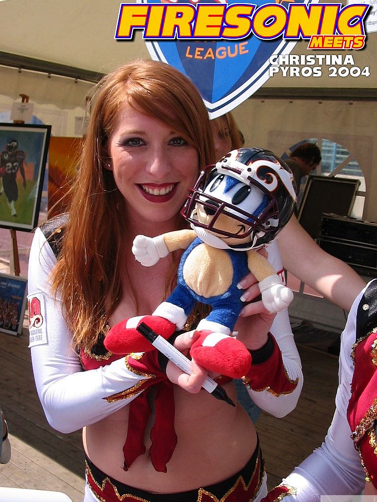 Firesonic meets Fans, Players, Cheerleaders of NFL Europe 2004