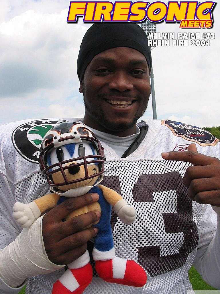 Firesonic meets Fans, Players, Cheerleaders of NFL Europe 2004