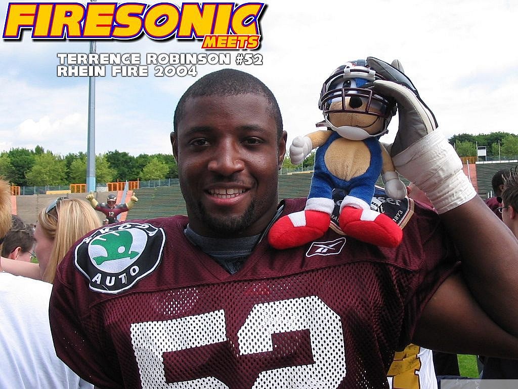 Firesonic meets Fans, Players, Cheerleaders of NFL Europe 2004