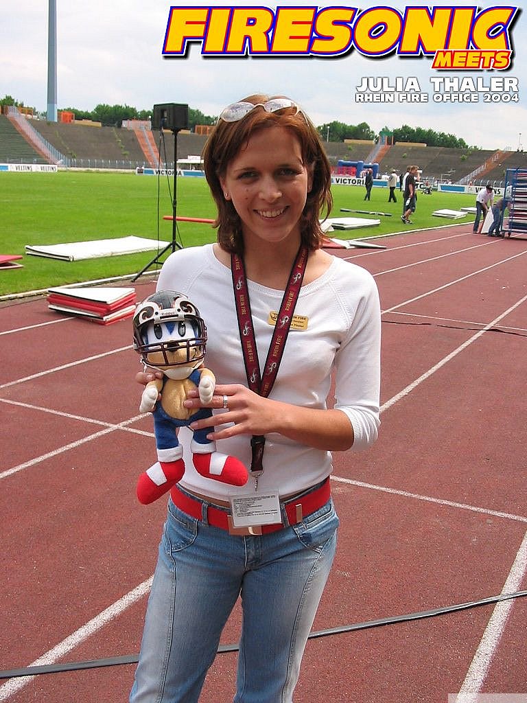 Firesonic meets Fans, Players, Cheerleaders of NFL Europe 2004