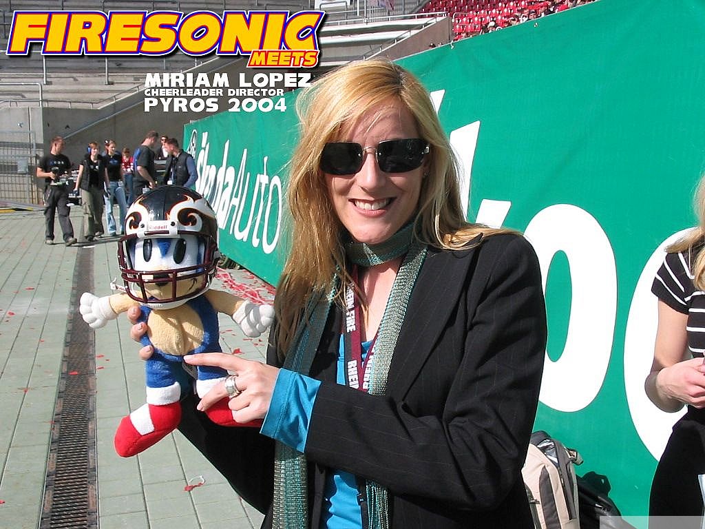 Firesonic meets Fans, Players, Cheerleaders of NFL Europe 2004
