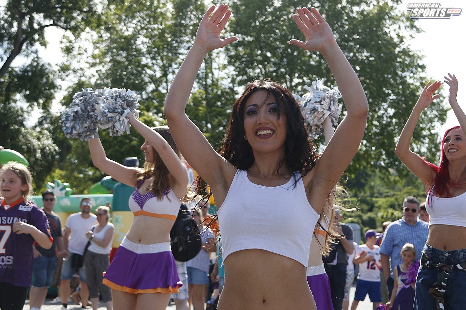 Die Frankfurt Universe Cheerleader beim Heimspiel gegen die Schwäbisch Hall Unicorns am 01.06.2019
