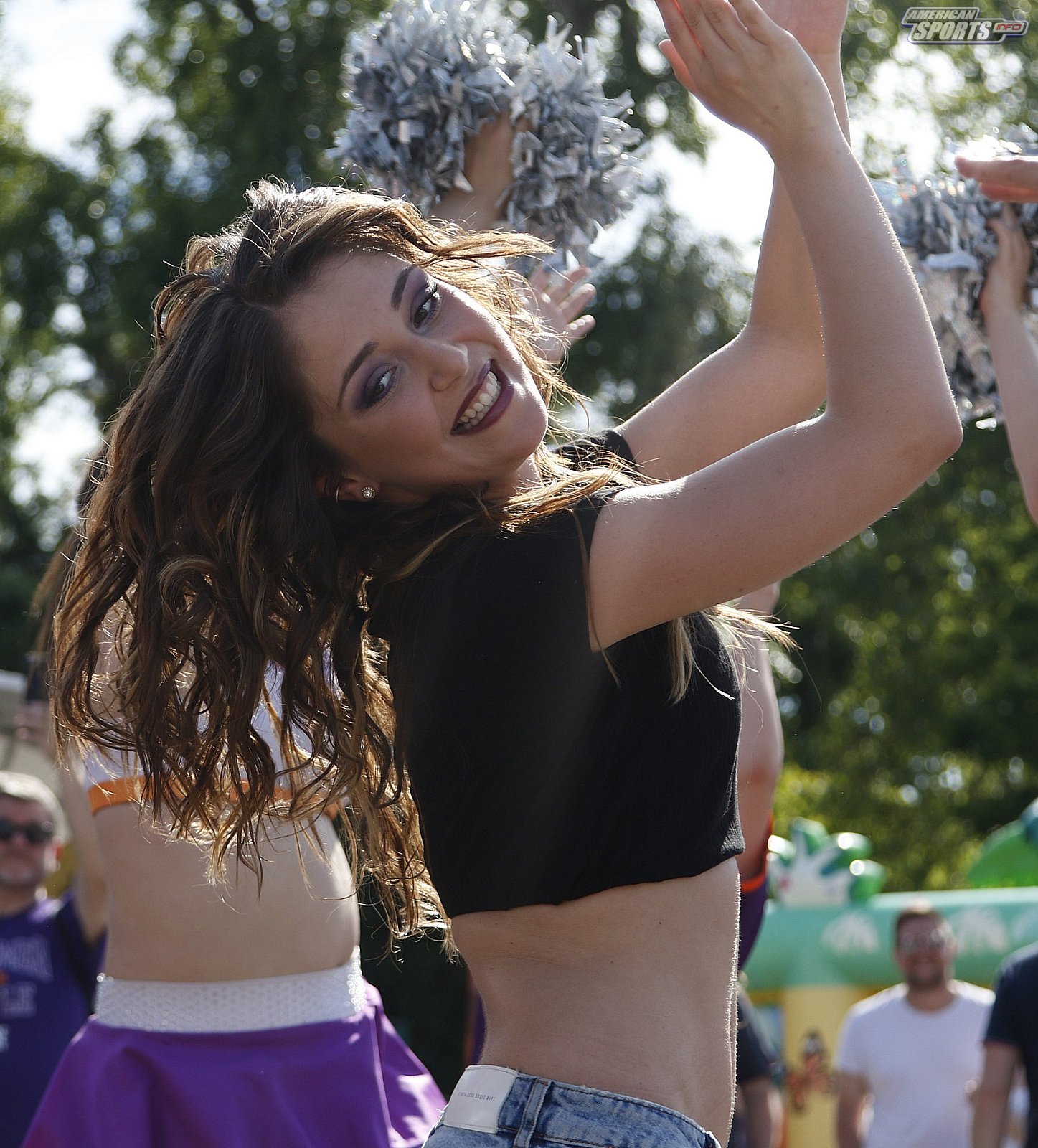 Die Frankfurt Universe Cheerleader beim Heimspiel gegen die Schwäbisch Hall Unicorns am 01.06.2019