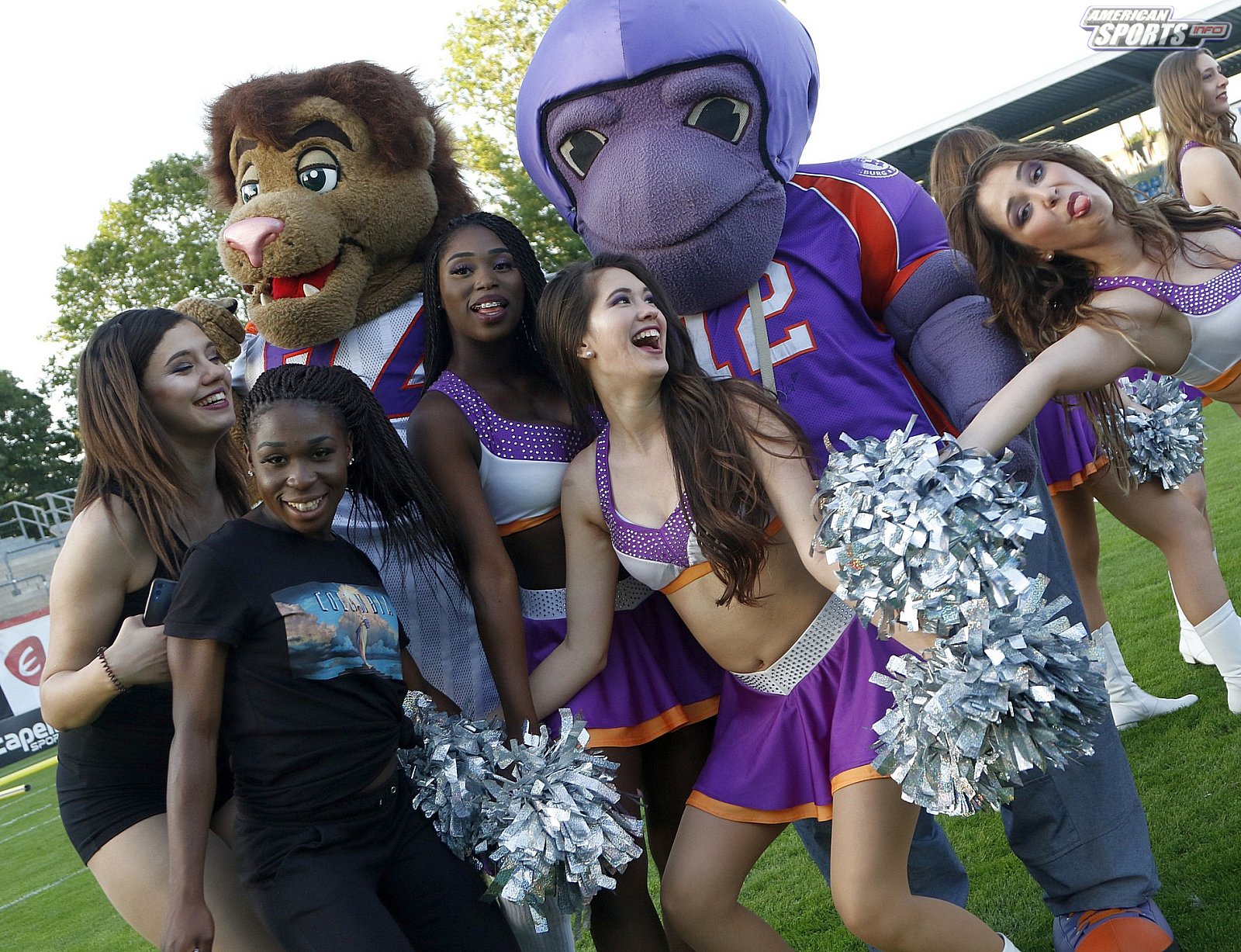 Die Frankfurt Universe Cheerleader beim Heimspiel gegen die Schwäbisch Hall Unicorns am 01.06.2019