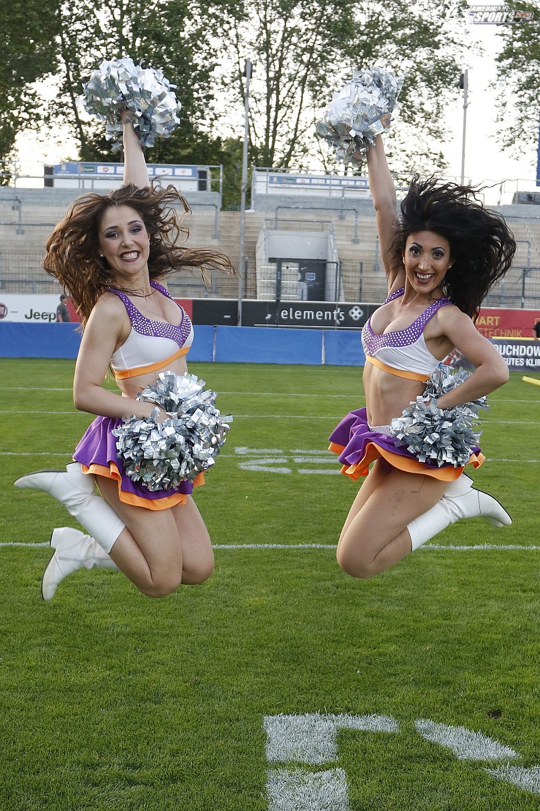 Die Frankfurt Universe Cheerleader beim Heimspiel gegen die Schwäbisch Hall Unicorns am 01.06.2019