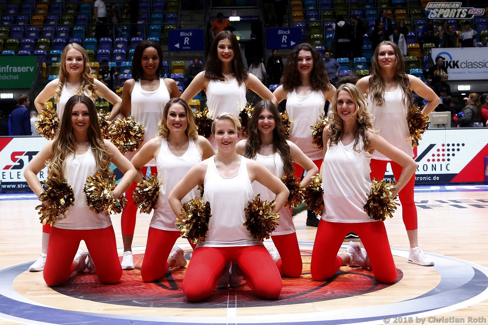 Das Frankfurt Skyliners Danceteam beim BBL Pokal Heimspiel gegen die Basketball Löwen Braunschweig am 22.12.2018