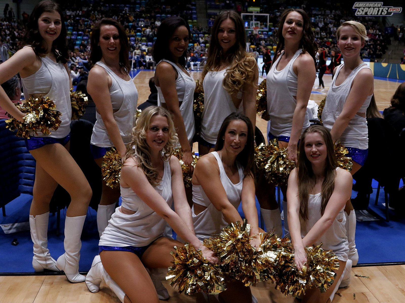 Das Frankfurt Skyliners Danceteam beim BBL Heimspiel gegen Alba Berlin am 03.03.2019