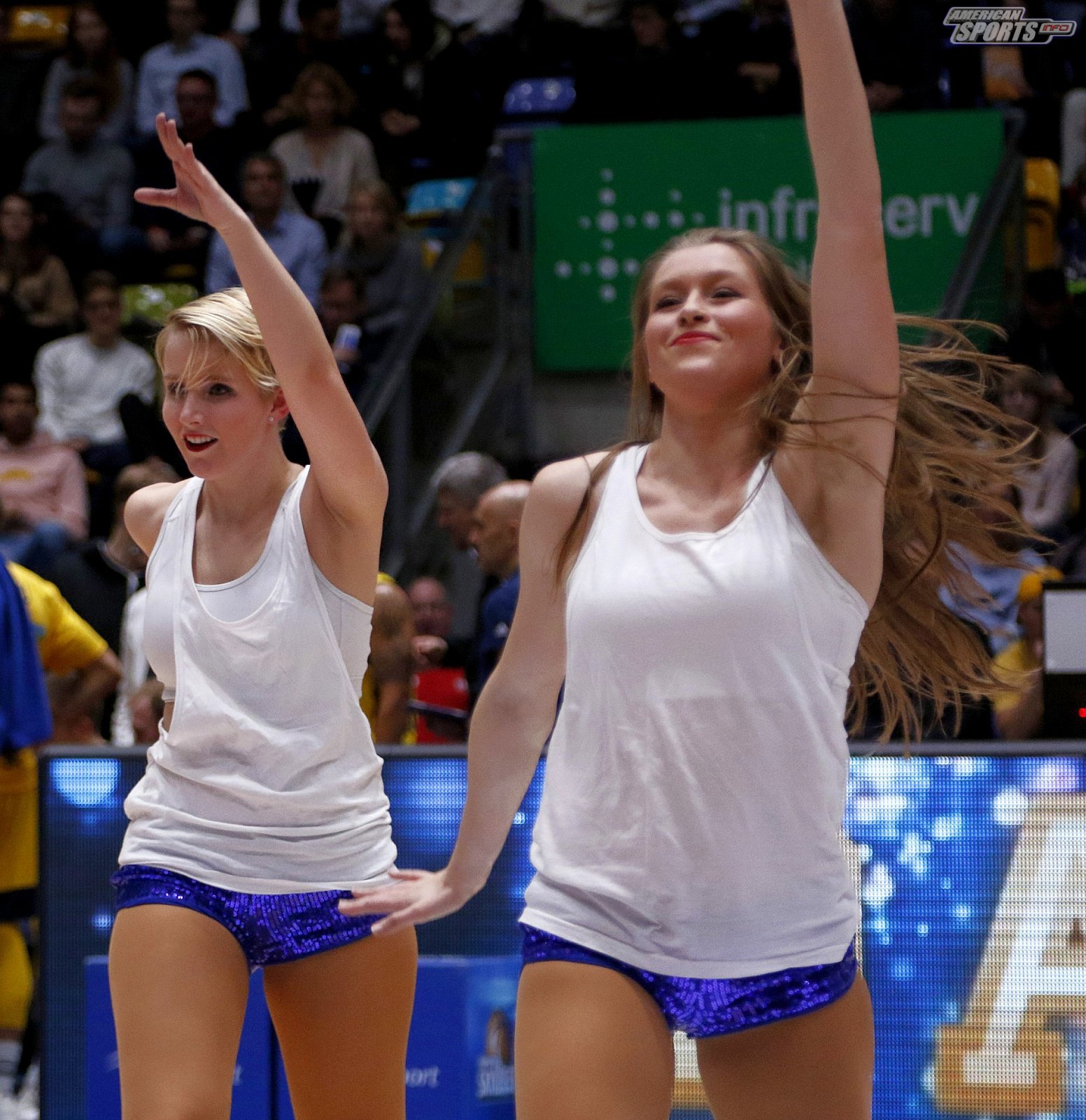 Das Frankfurt Skyliners Danceteam beim BBL Heimspiel gegen Alba Berlin am 03.03.2019