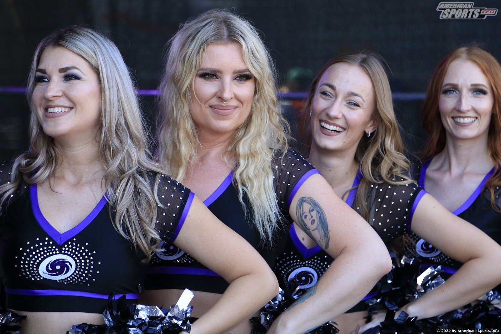 ELF: Die Frankfurt Galaxy Dancers und Loona beim Heimspiel gegen die Raiders Tirol am 28.08.2022