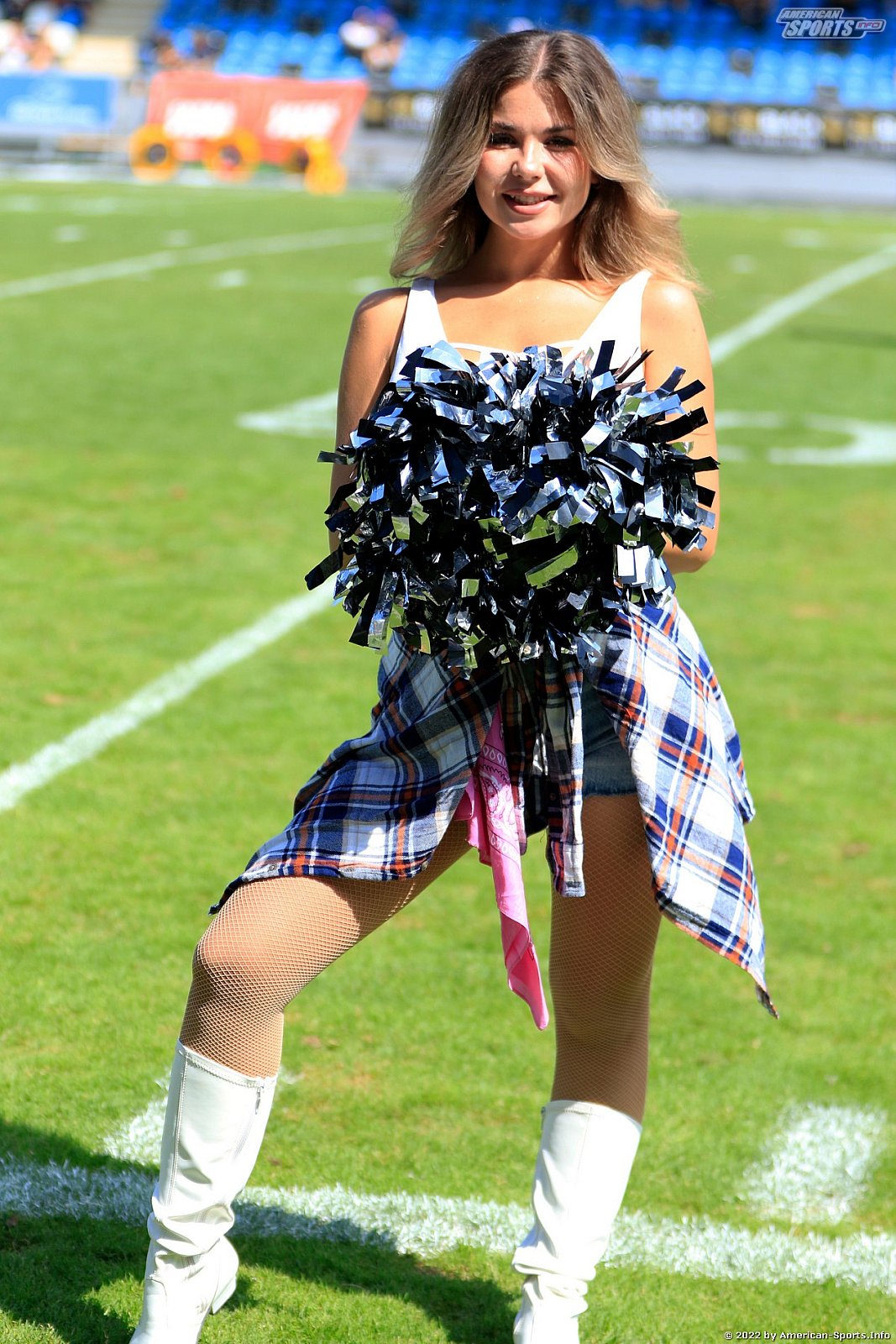 ELF: Die Frankfurt Galaxy Dancers und Loona beim Heimspiel gegen die Raiders Tirol am 28.08.2022