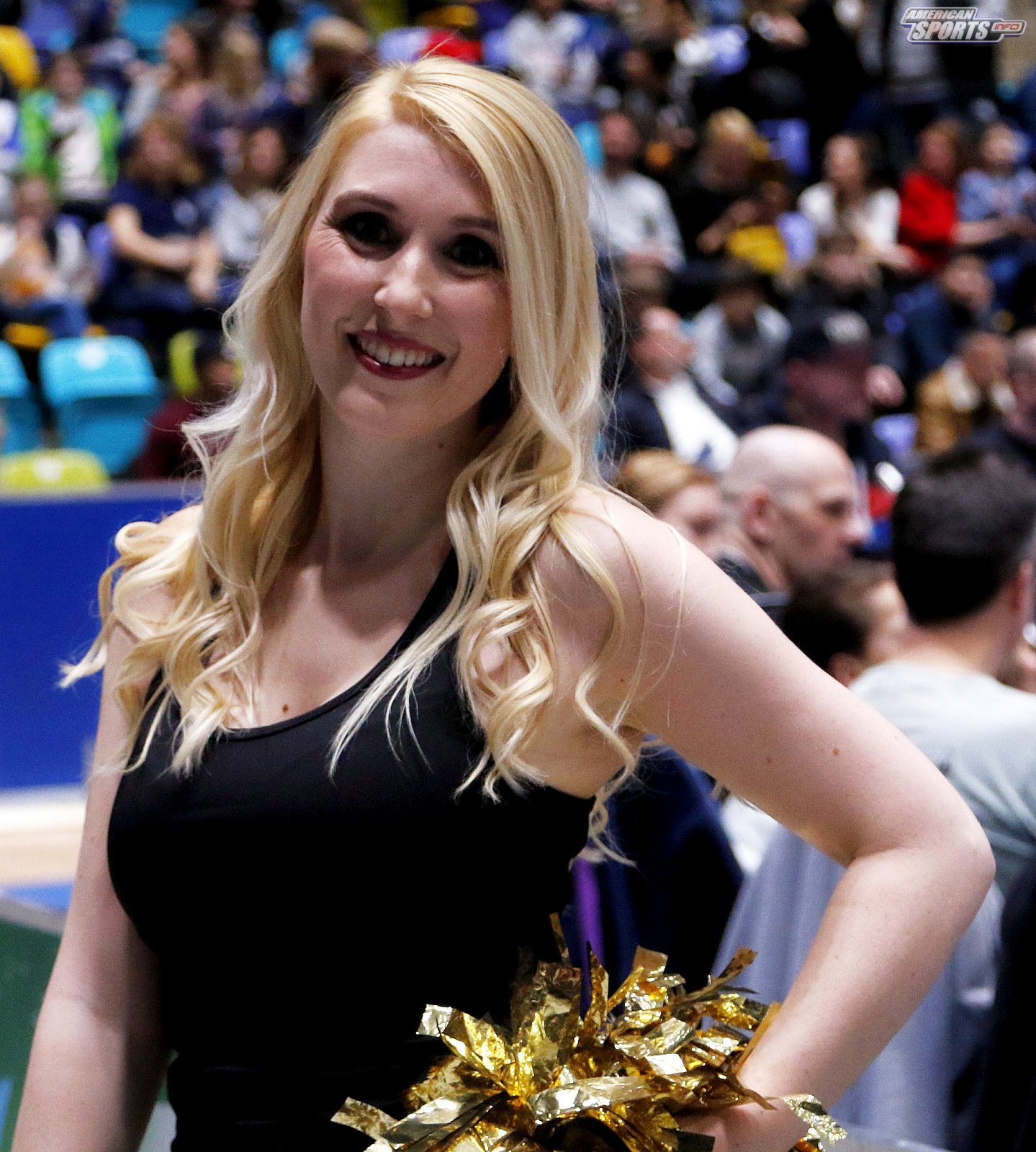 Das Frankfurt Skyliners Danceteam beim BBL Heimspiel gegen s.Oliver Würzburg am 17.03.2019