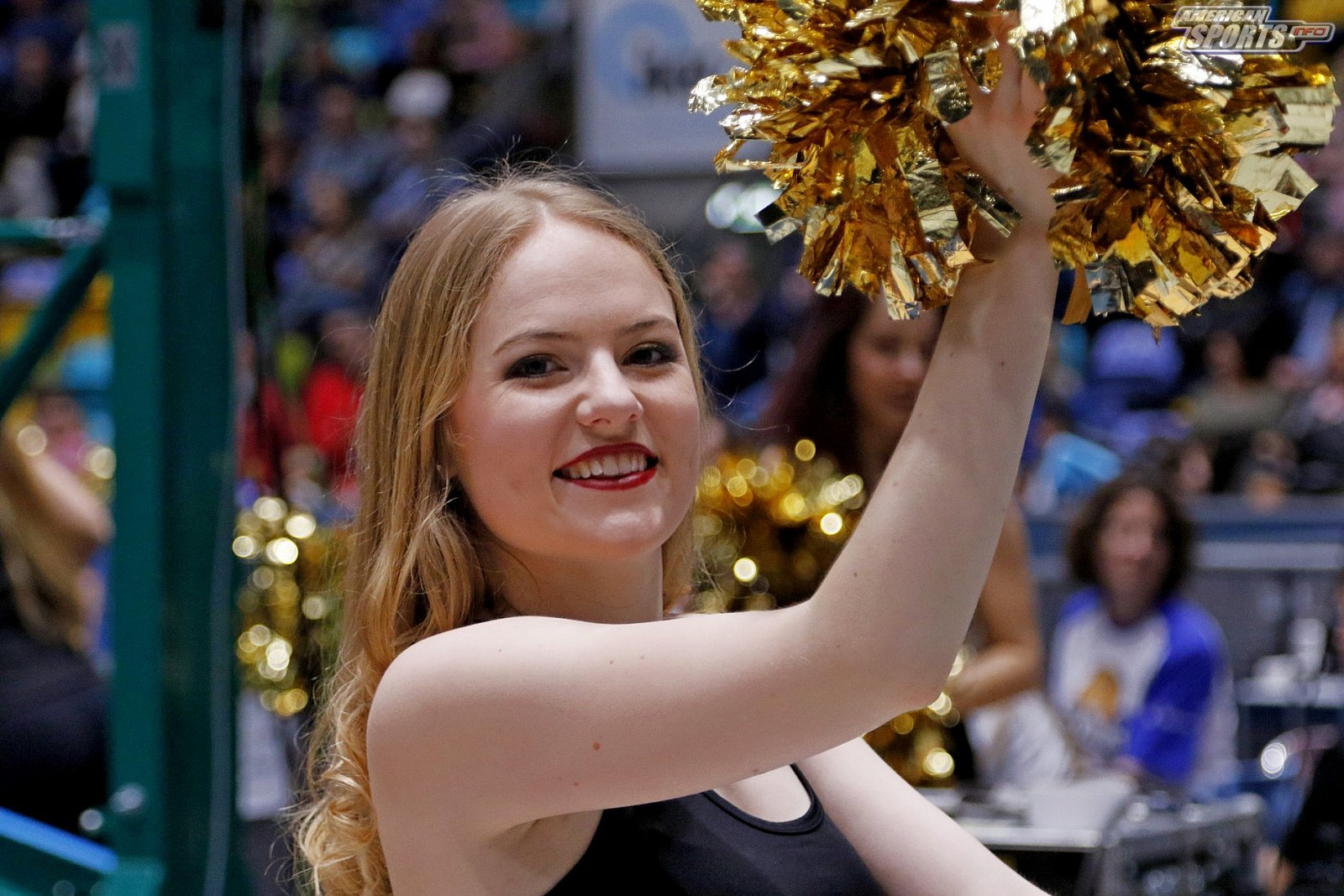 Das Frankfurt Skyliners Danceteam beim BBL Heimspiel gegen s.Oliver Würzburg am 17.03.2019