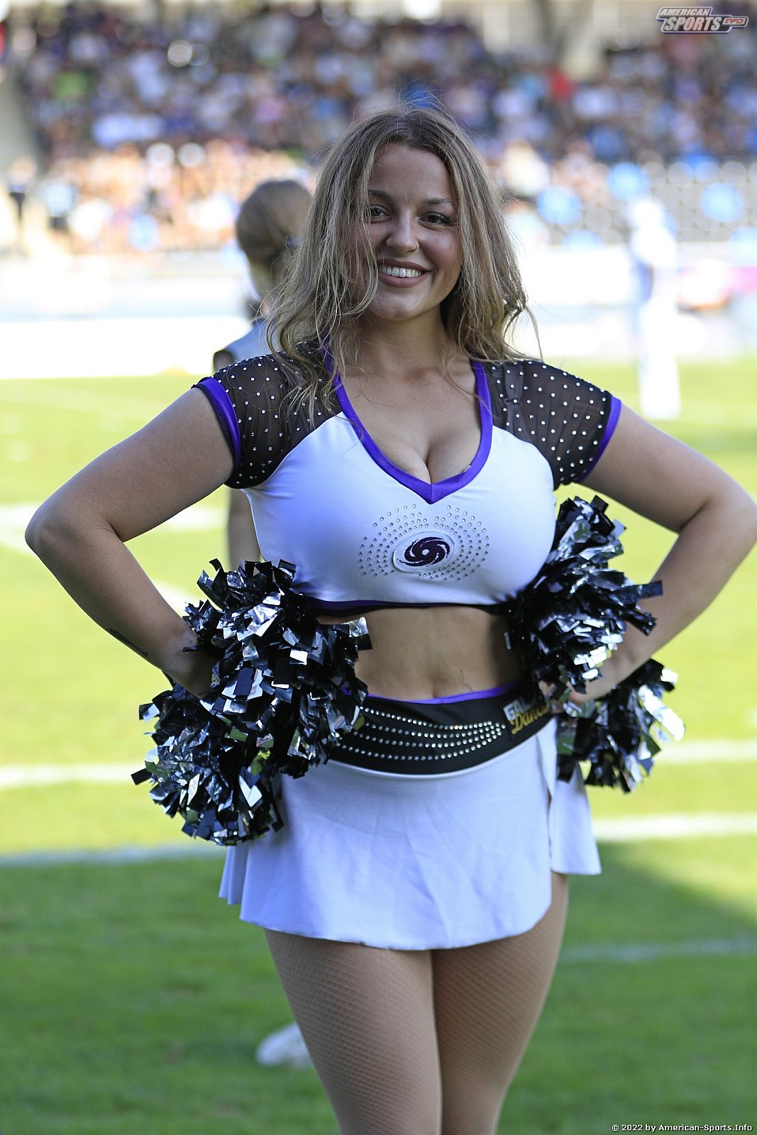 ELF: Die Frankfurt Galaxy Dancers und Loona beim Heimspiel gegen die Raiders Tirol am 28.08.2022