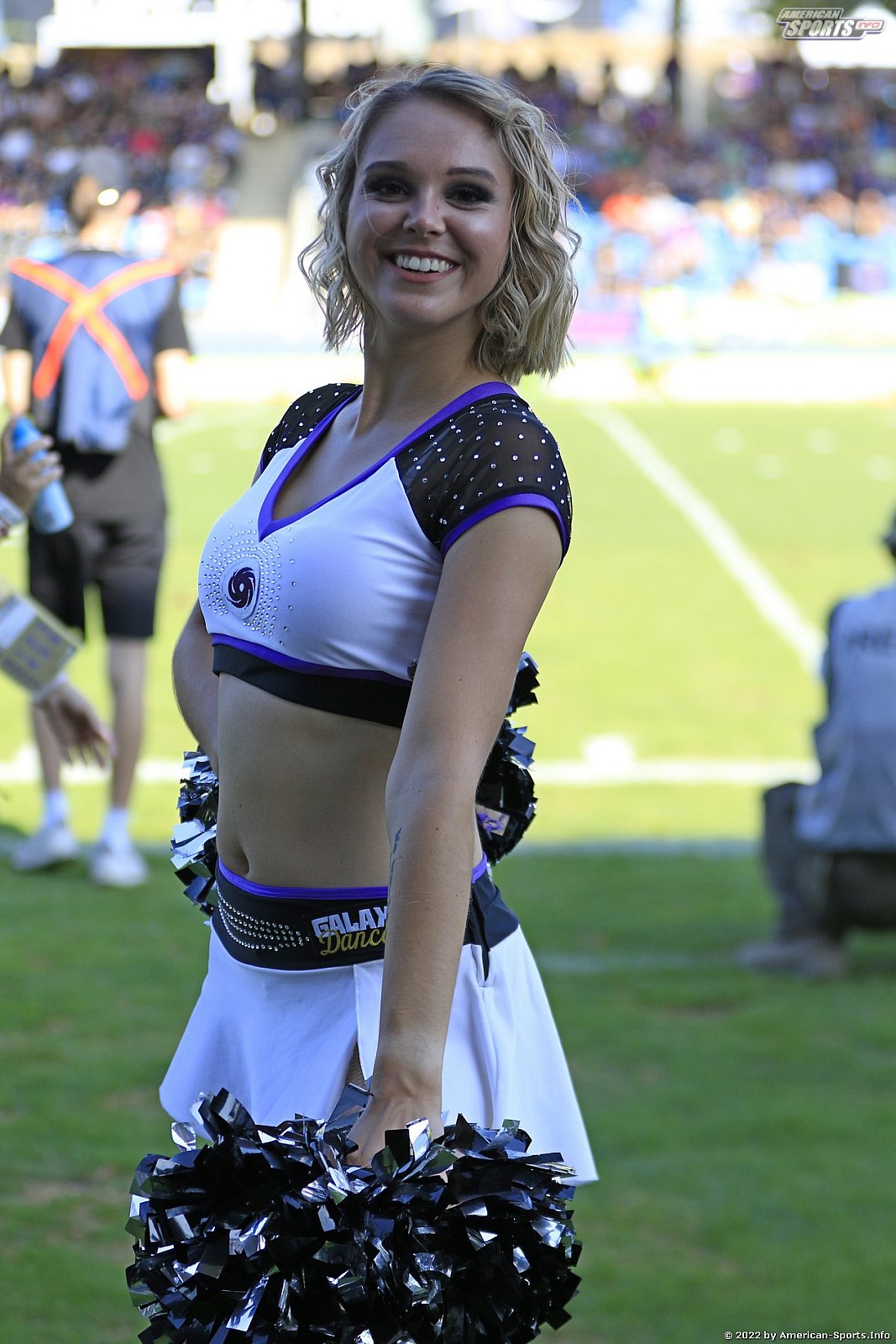 ELF: Die Frankfurt Galaxy Dancers und Loona beim Heimspiel gegen die Raiders Tirol am 28.08.2022