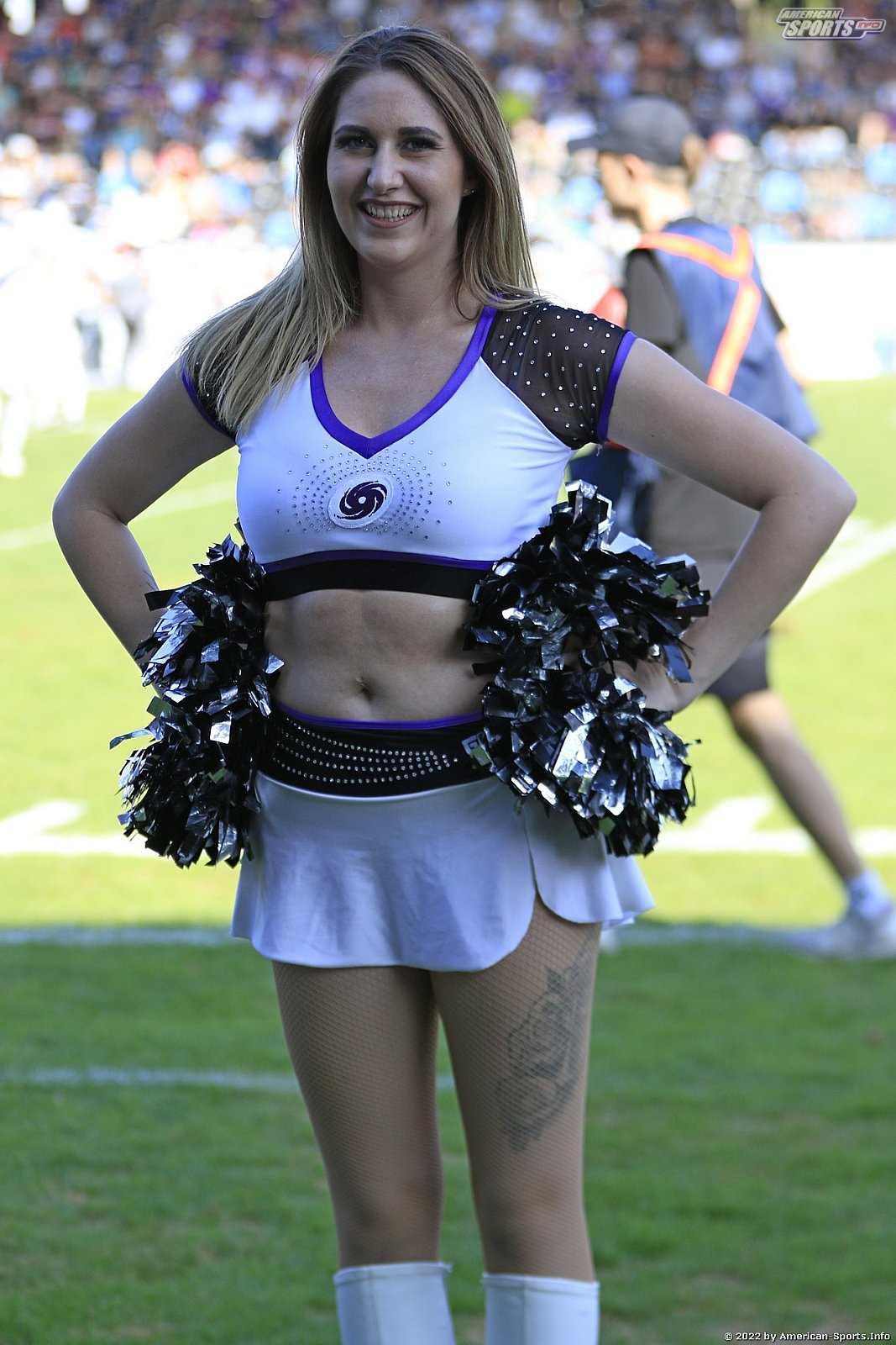 ELF: Die Frankfurt Galaxy Dancers und Loona beim Heimspiel gegen die Raiders Tirol am 28.08.2022