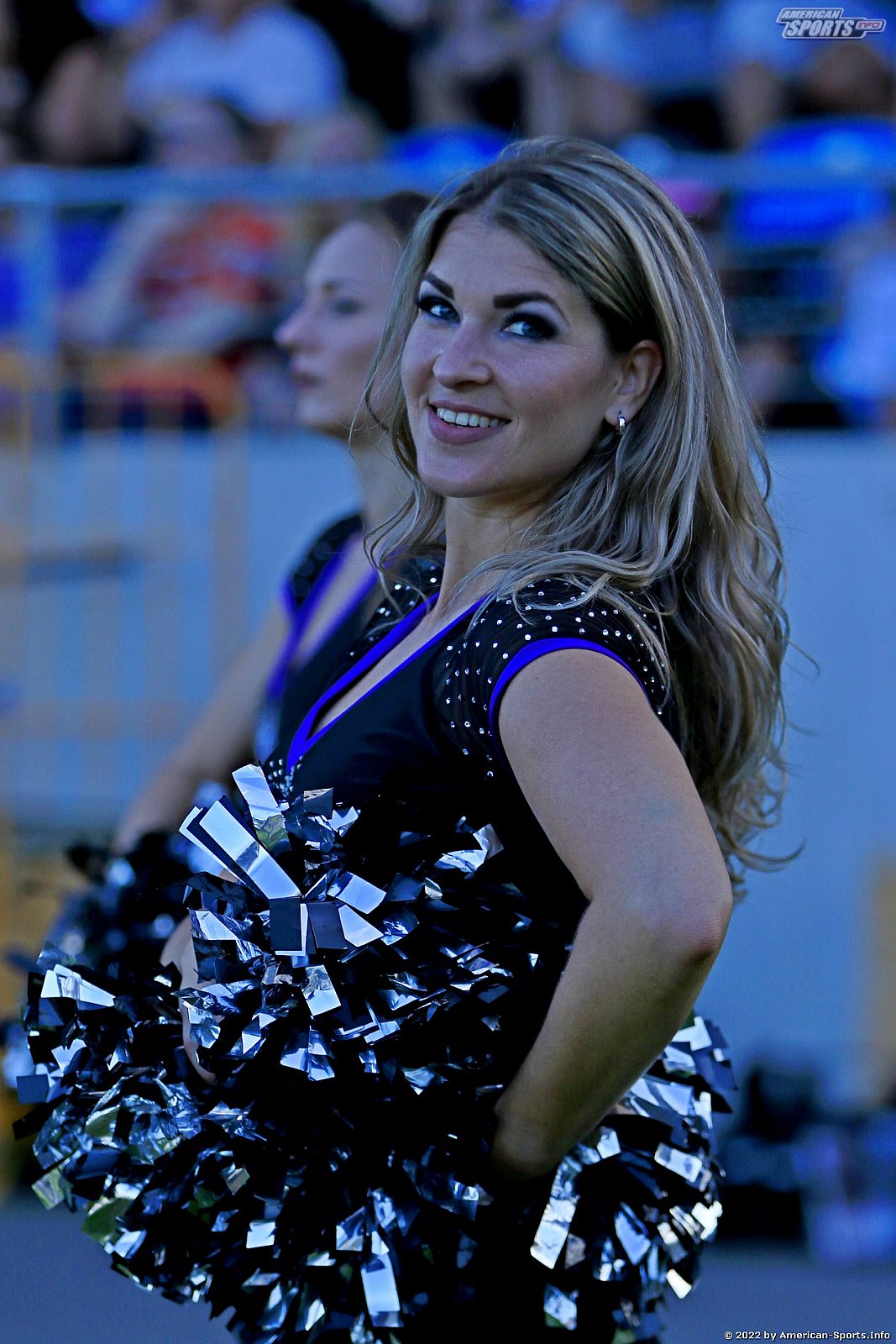 ELF: Die Frankfurt Galaxy Dancers und Loona beim Heimspiel gegen die Raiders Tirol am 28.08.2022