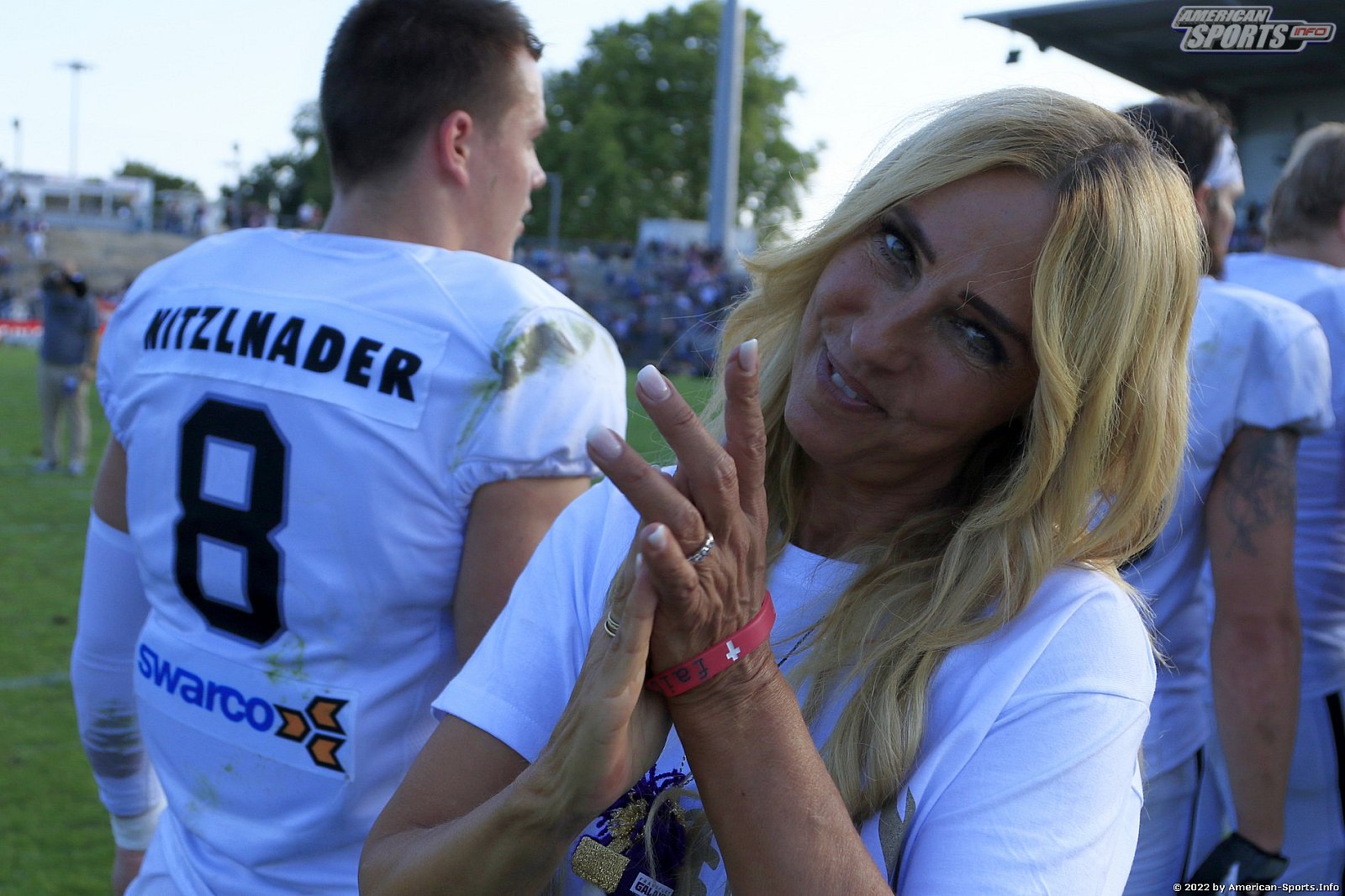 ELF: Die Frankfurt Galaxy Dancers und Loona beim Heimspiel gegen die Raiders Tirol am 28.08.2022