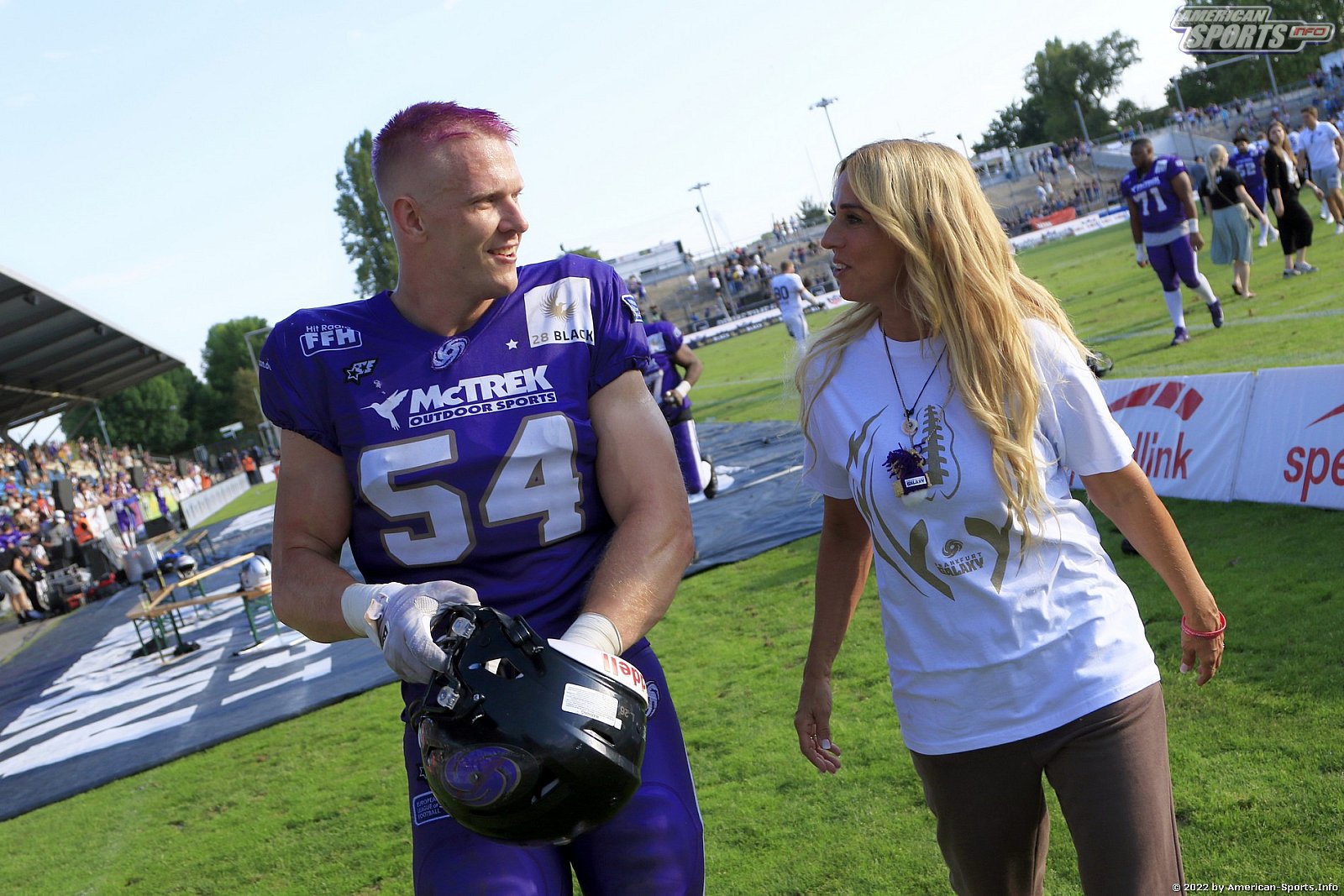 ELF: Die Frankfurt Galaxy Dancers und Loona beim Heimspiel gegen die Raiders Tirol am 28.08.2022