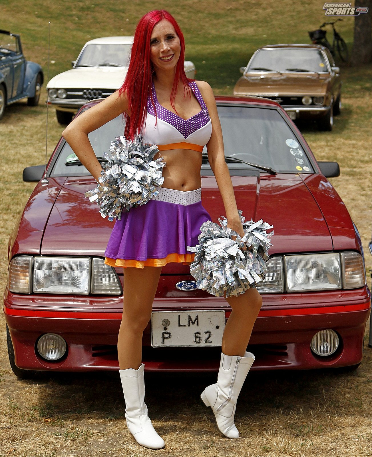 Die Frankfurt Universe Cheerleader bei der Oldtimer Ausstellung in Frankfurt Höchst 07.07.2019
