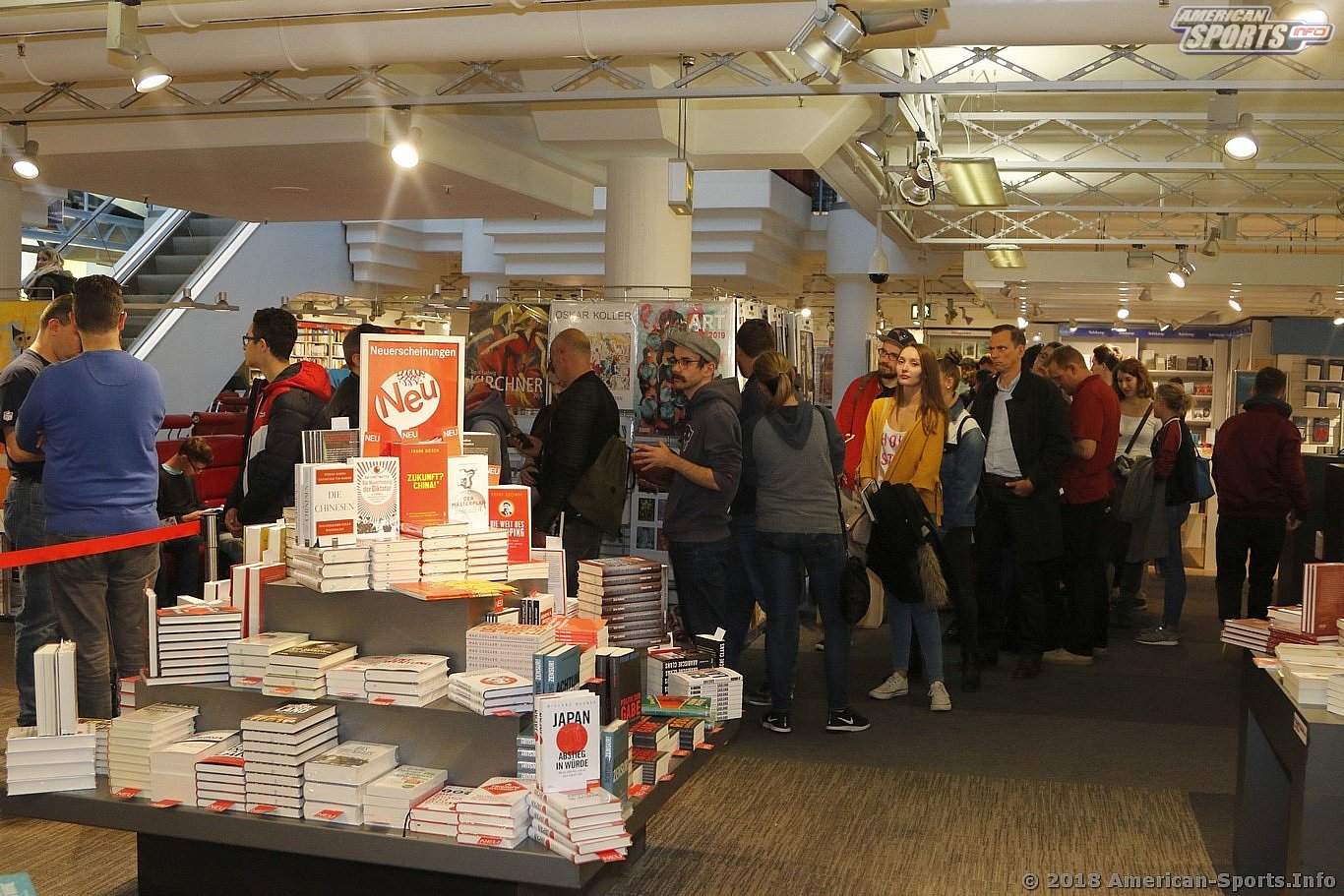Football: Sebastian Vollmer signiert sein Buch 23.10.18