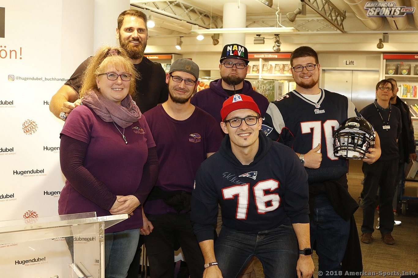 Football: Sebastian Vollmer signiert sein Buch 23.10.18