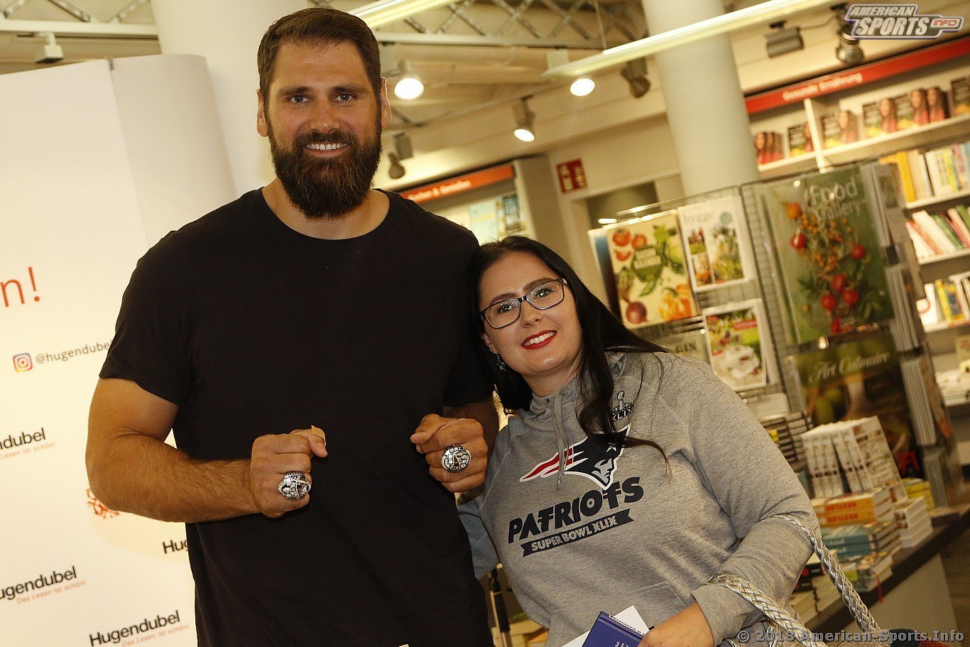 Football: Sebastian Vollmer signiert sein Buch 23.10.18