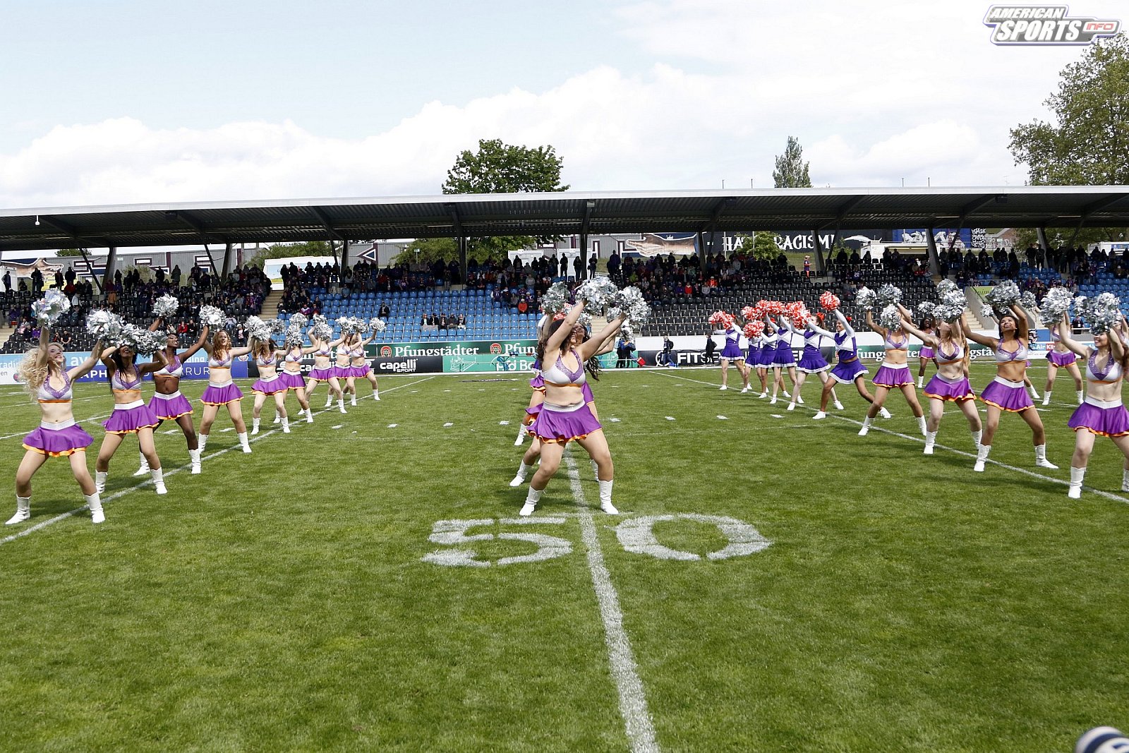 Die Frankfurt Universe Cheerleader beim Heimspiel gegen die Allgäu Comets 05.05.2019