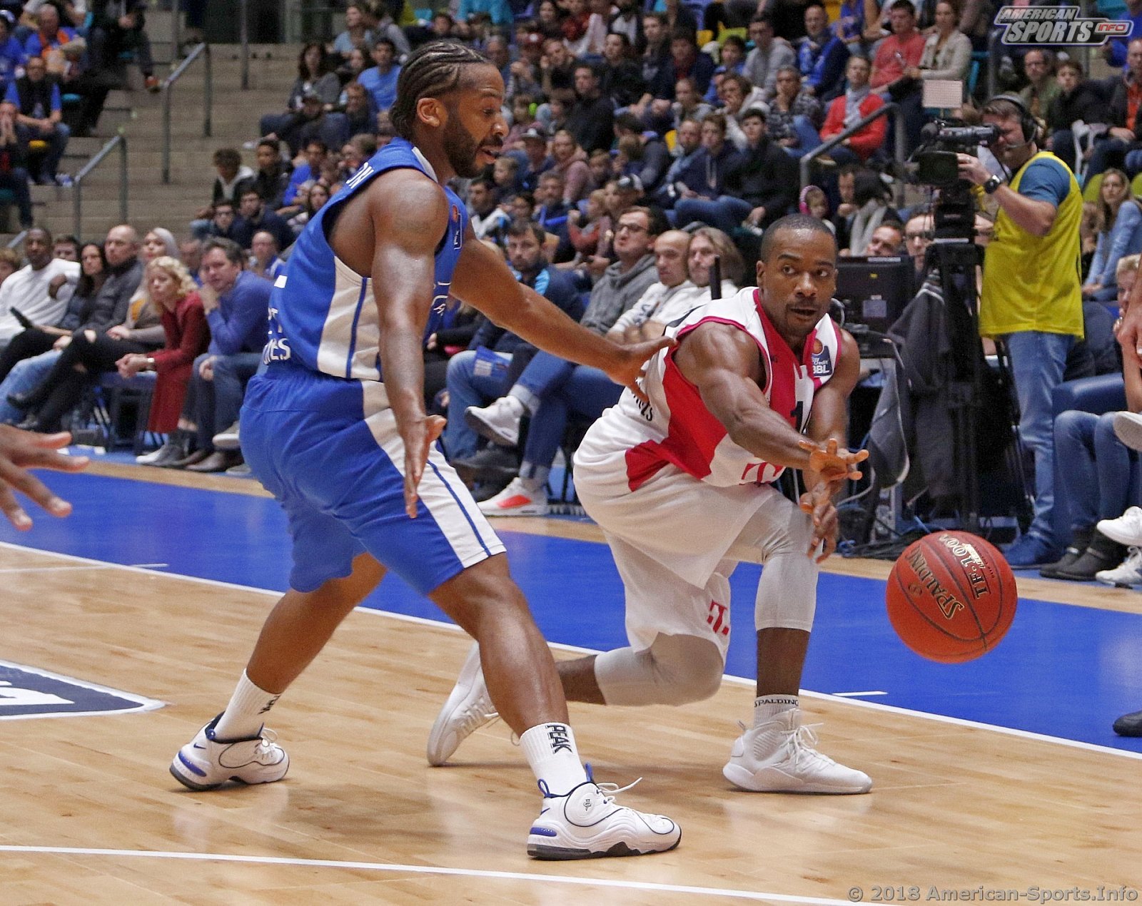 BBL: Fraport Skyliners Frankfurt vs Telekom Baskets Bonn 83:79 04.11.2018