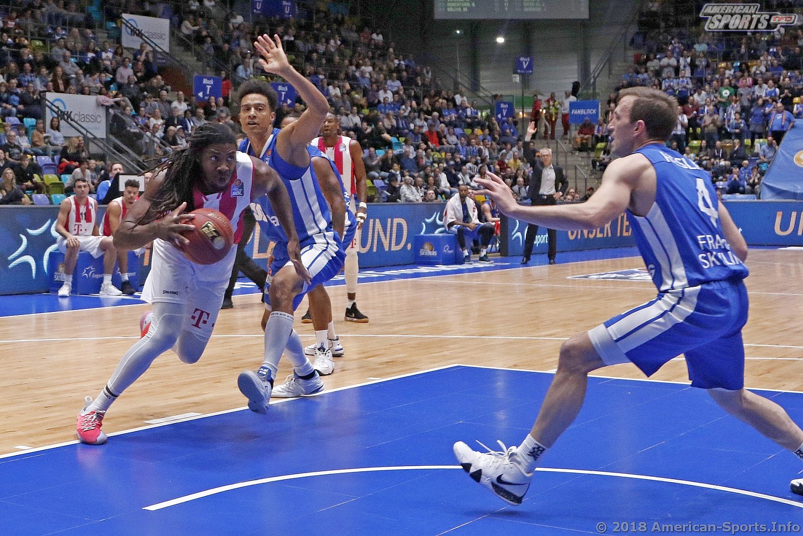 BBL: Fraport Skyliners Frankfurt vs Telekom Baskets Bonn 83:79 04.11.2018