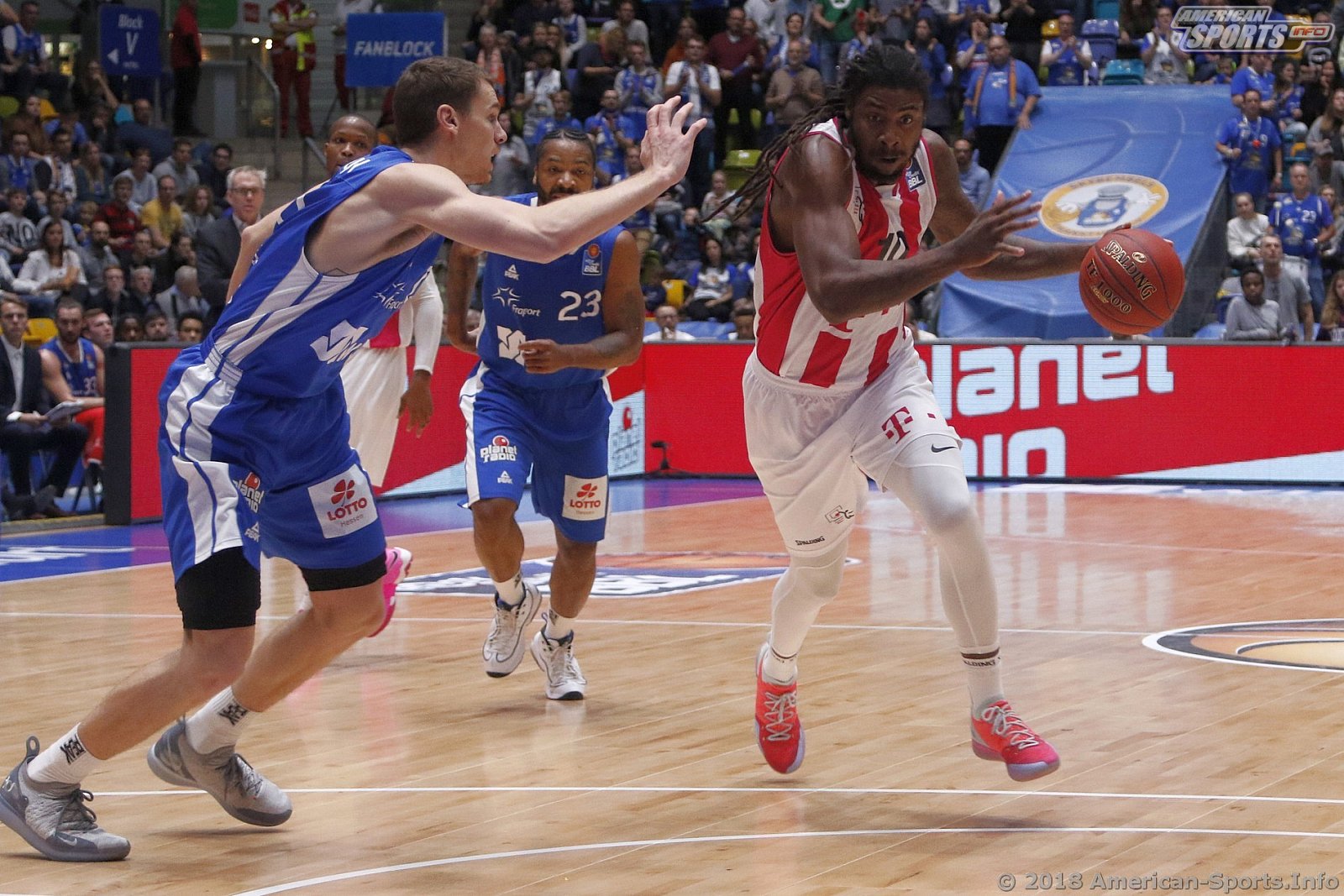 BBL: Fraport Skyliners Frankfurt vs Telekom Baskets Bonn 83:79 04.11.2018