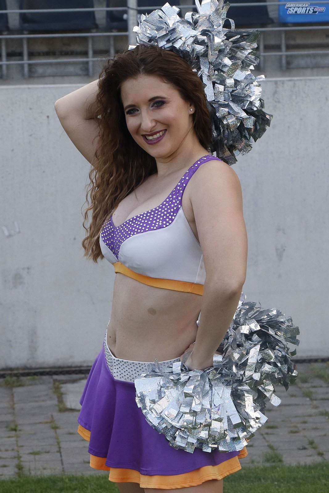 Die Frankfurt Universe Cheerleader beim Heimspiel gegen die Saarland Hurricanes 00:83 12.06.2021