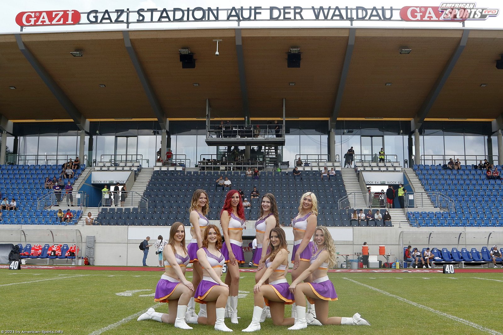 GFL Süd: Die Cheerleader beim Spiel Stuttgart Scorpions vs. Frankfurt Universe 26.06.2021