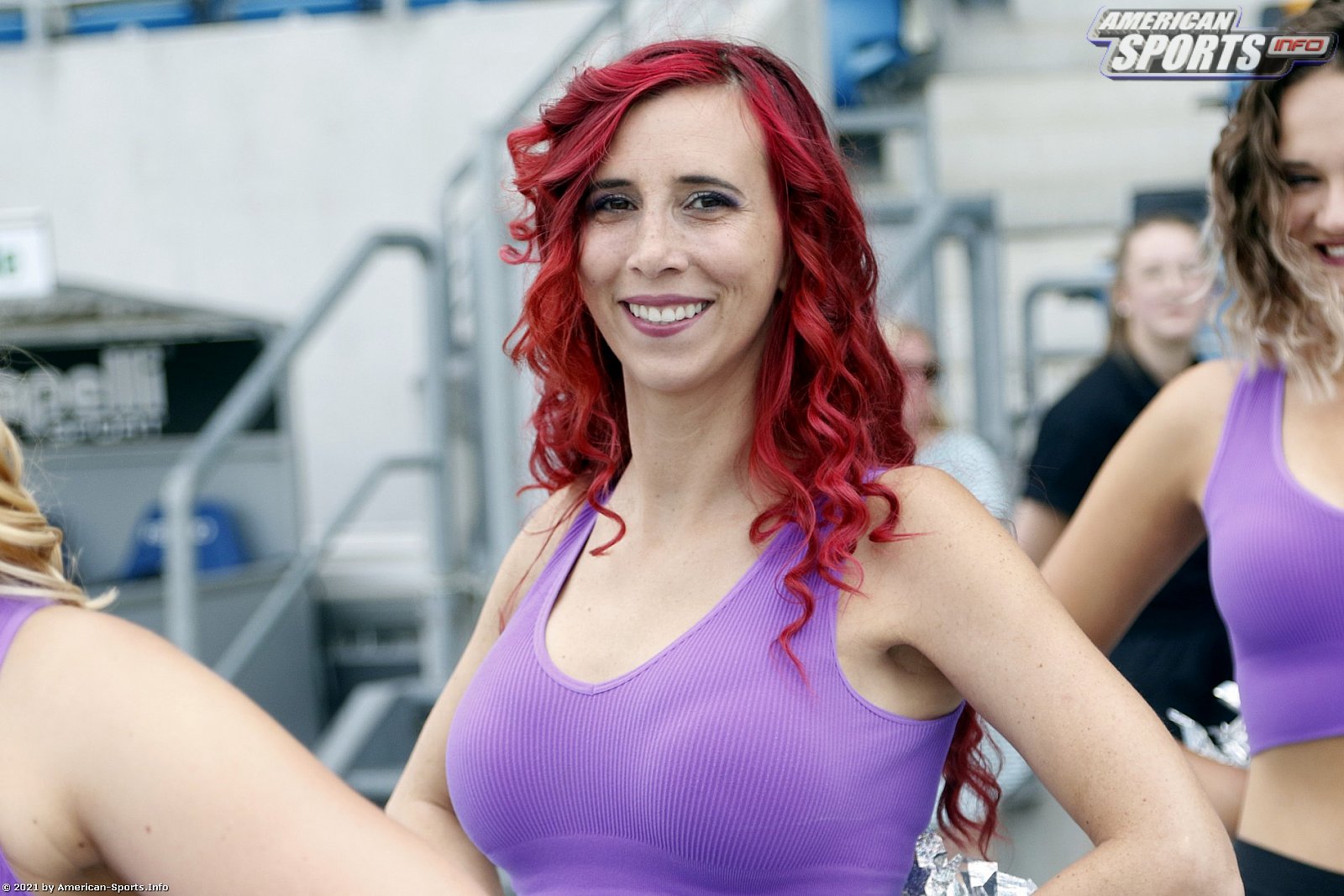 Die Frankfurt Universe Cheerleader beim Heimspiel gegen die Marburg Mercenaries 12:42 10.07.2021