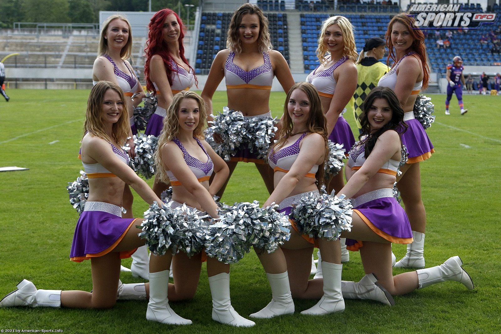 Die Frankfurt Universe Cheerleader beim Heimspiel gegen die Marburg Mercenaries 12:42 10.07.2021