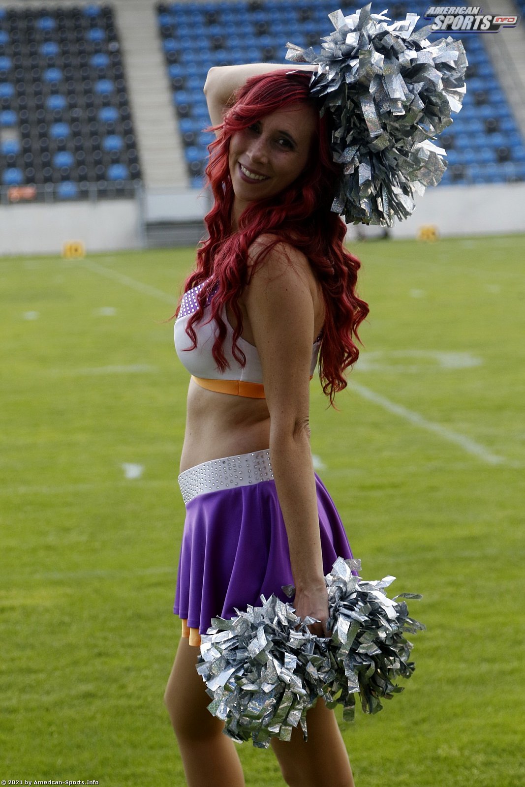 Die Frankfurt Universe Cheerleader beim Heimspiel gegen die Marburg Mercenaries 12:42 10.07.2021