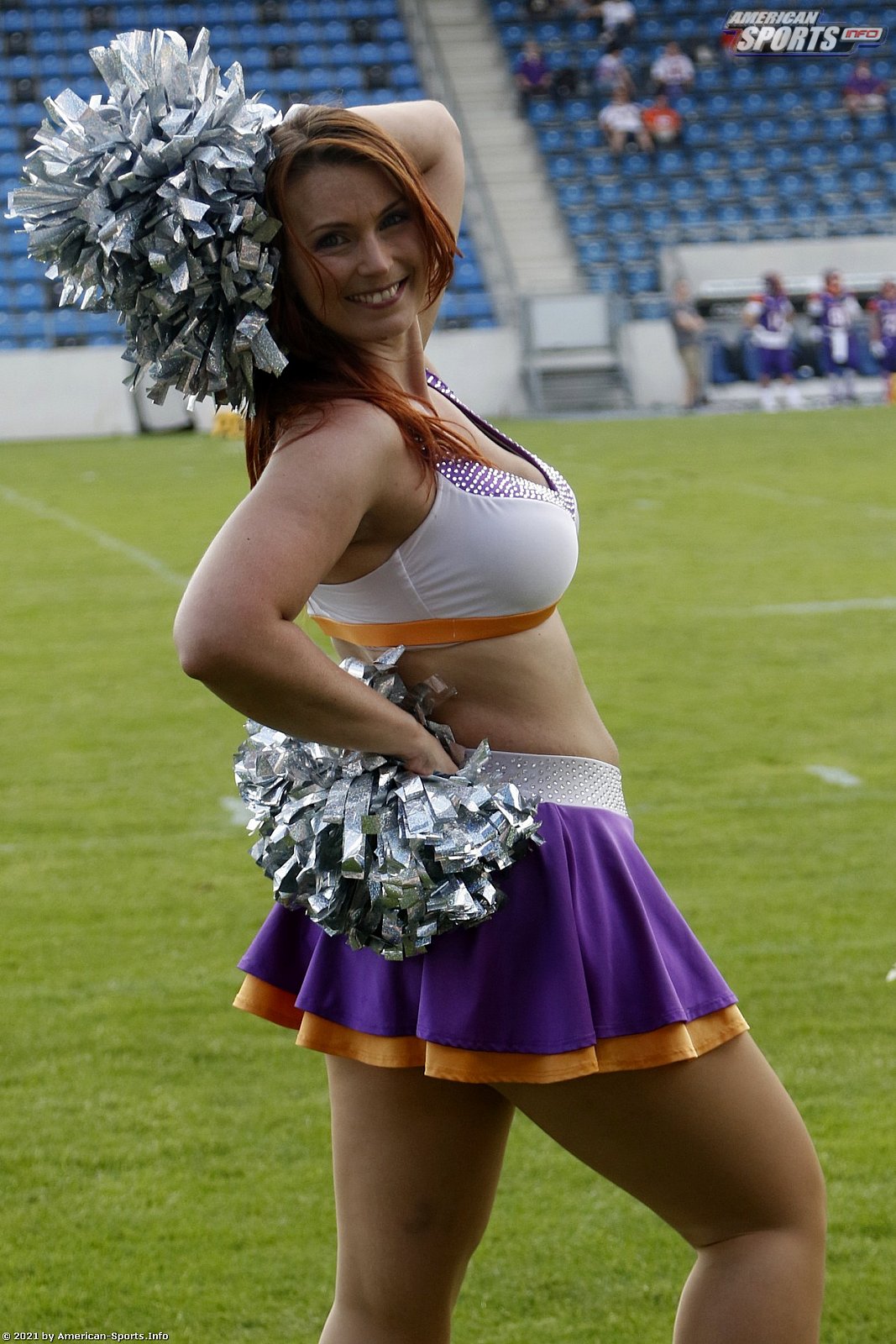 Die Frankfurt Universe Cheerleader beim Heimspiel gegen die Marburg Mercenaries 12:42 10.07.2021