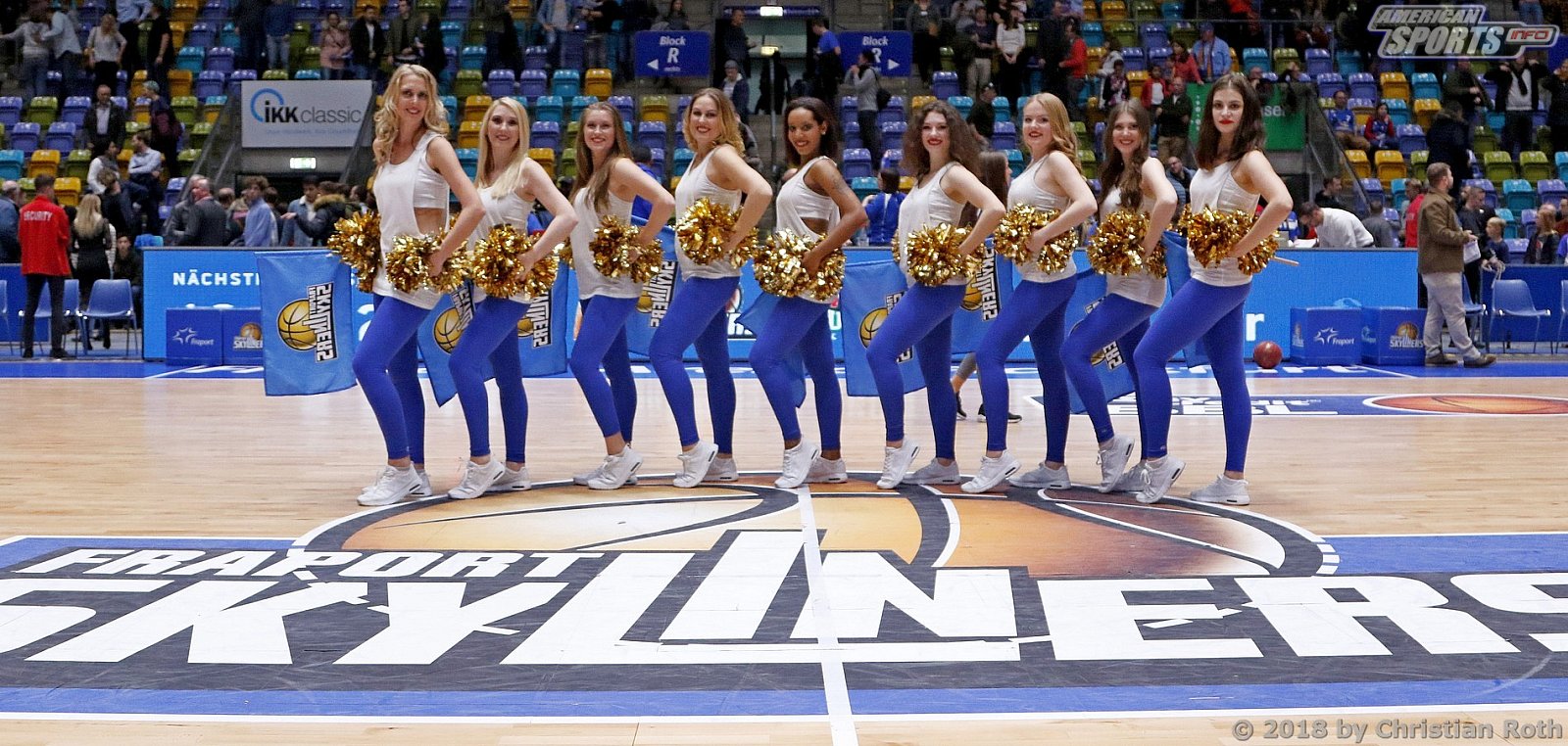 Das Frankfurt Skyliners Danceteam beim Heimspiel gegen Basketball Löwen Braunschweig am 24.11.2018