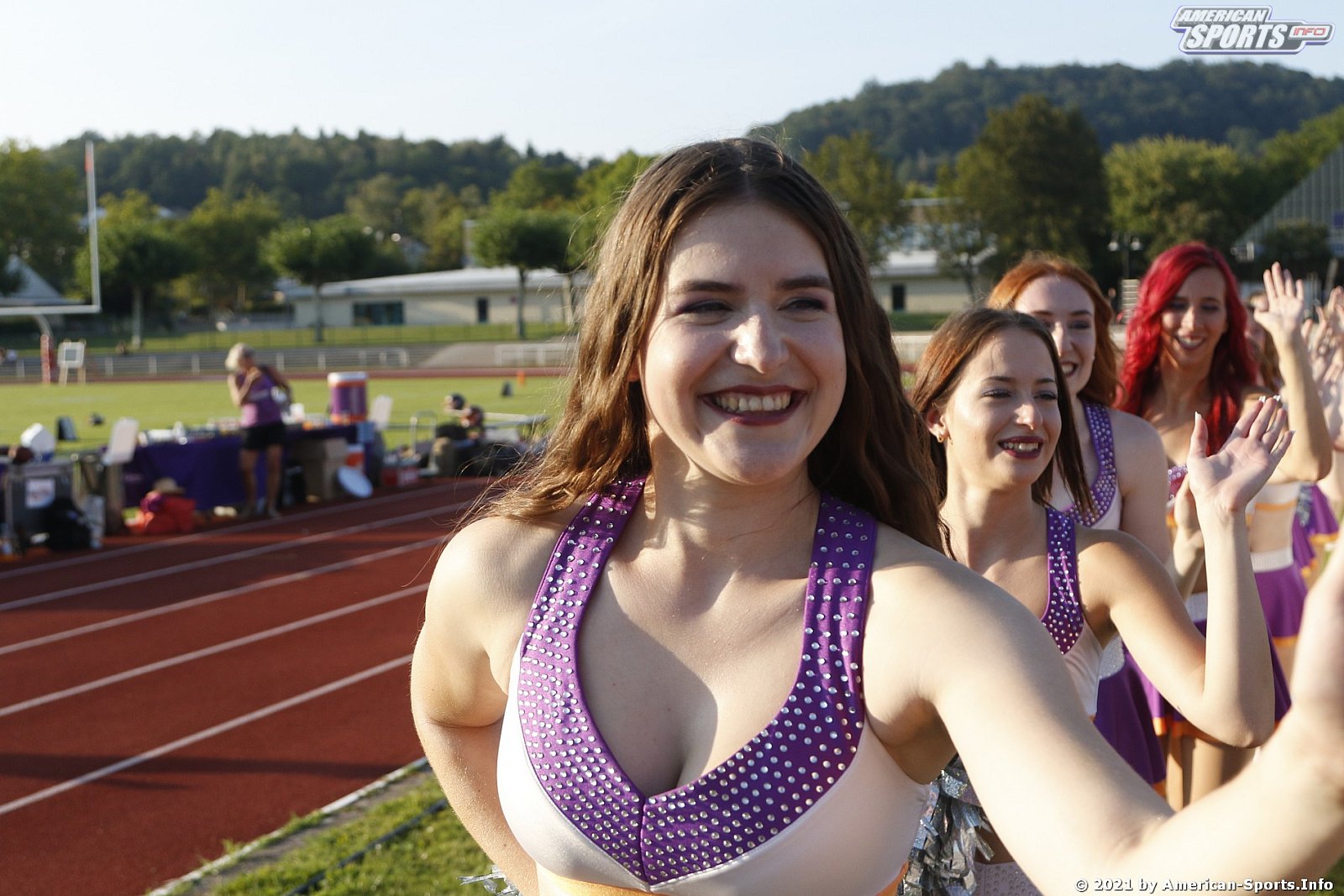 Die Frankfurt Universe Cheerleader beim Auswärtsspiel in Marburg am 05.09.2021