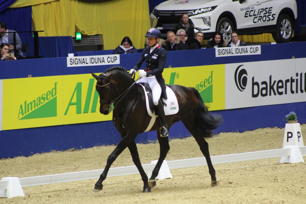 SIC: Ingrid Klimke gewinnt in Grand Prix de Dressage